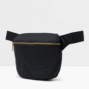 Herschel Supply Co. Fifteen Belt Bag